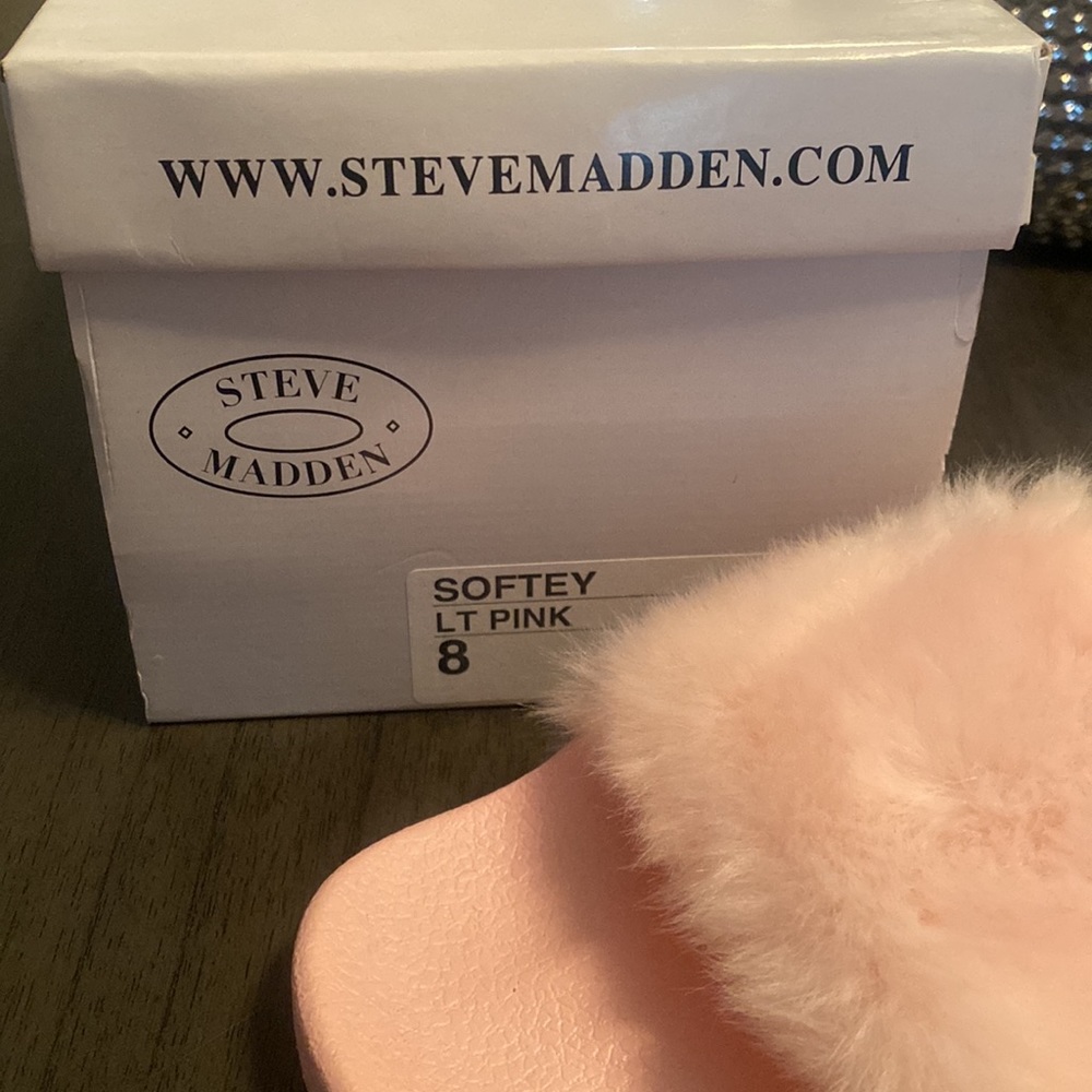 Steve Madden Lt Pink Size 8 Slides - image 6